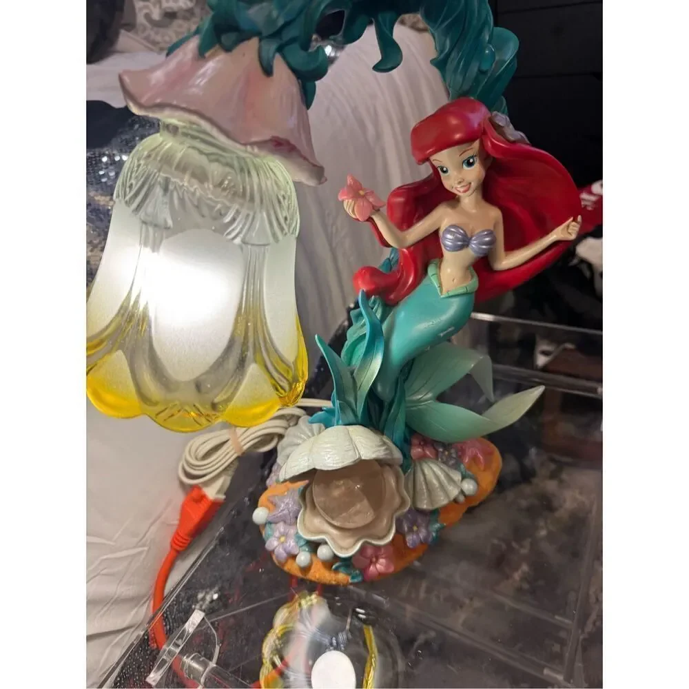 Vintage 2004 Disney Little Mermaid Ariel Seaflower Serenade Lamp W/ Night-light